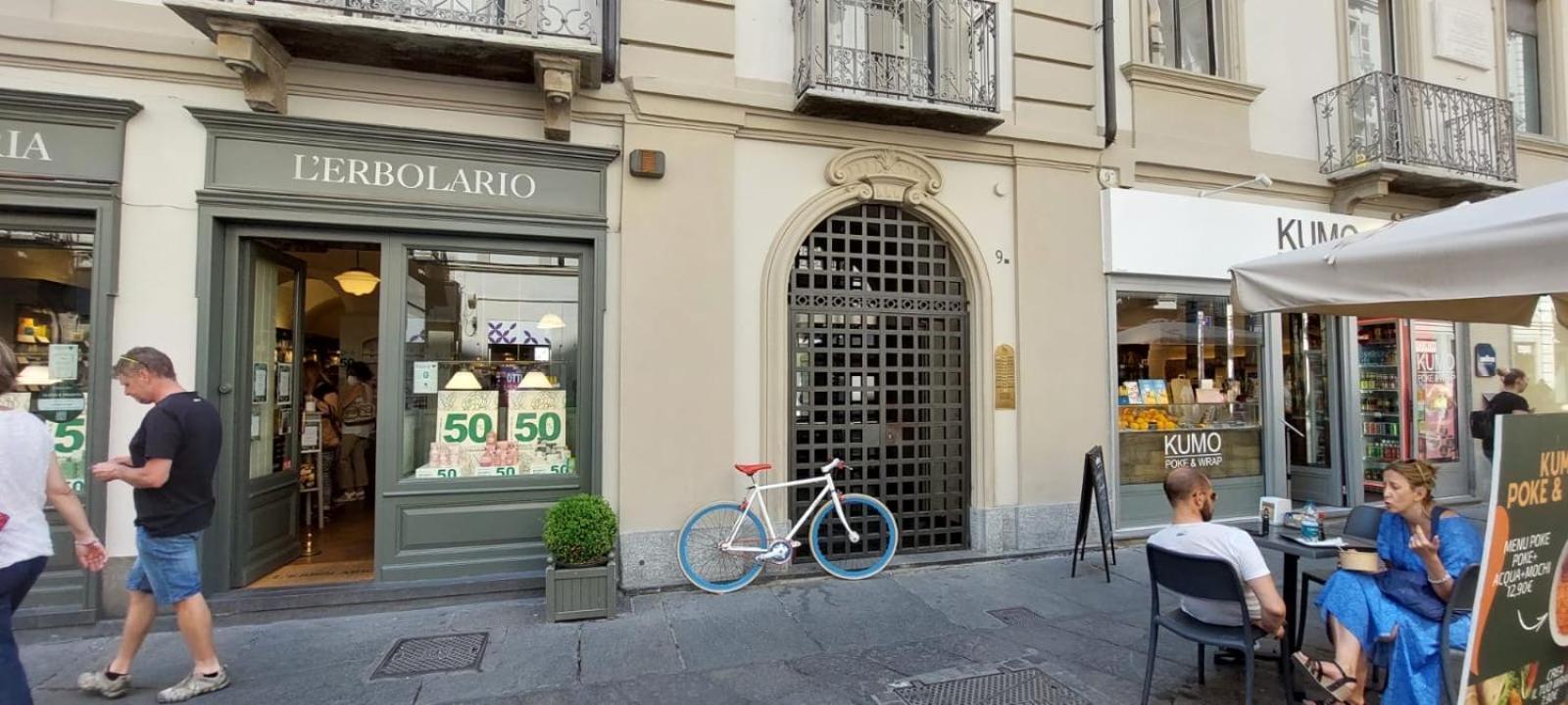 Acadamis - Garibaldi 9 Bis - Piazza Castello Apartamento Turim Exterior foto